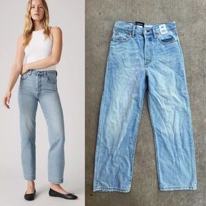 NWT Levis ribcage ankle straight light wash middle road 27